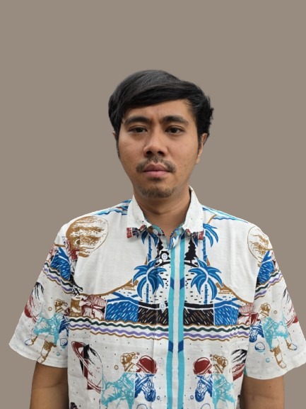Ariya S., S.Si.Kom.